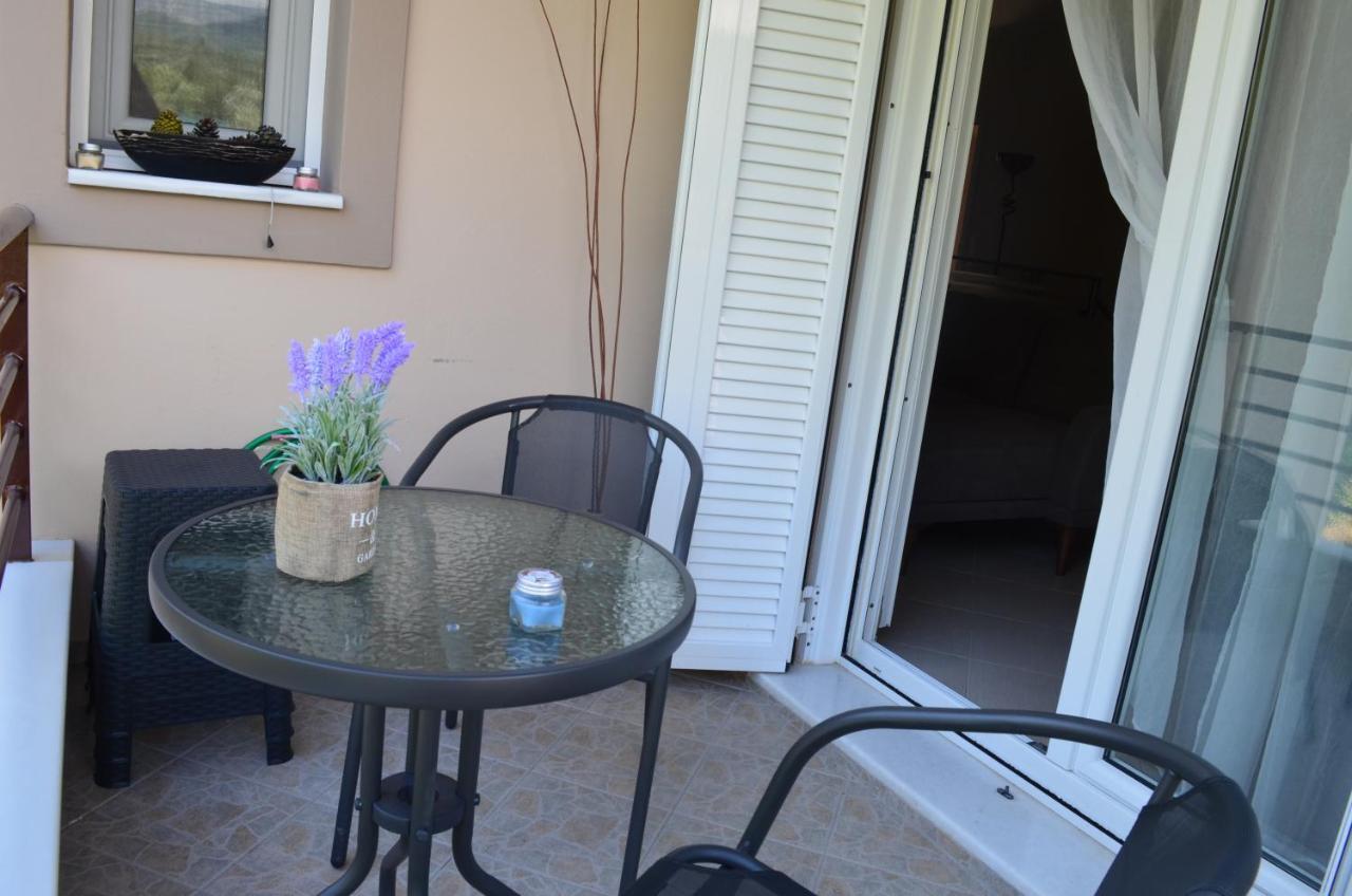 Holiday Lefkas Moonlight Luxury Appartments ニキアナ エクステリア 写真